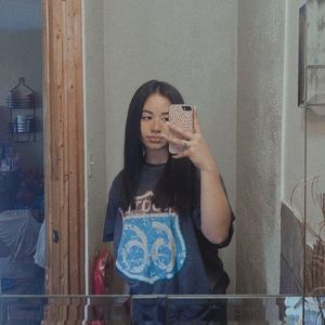 Meet your Posher, Nayeli